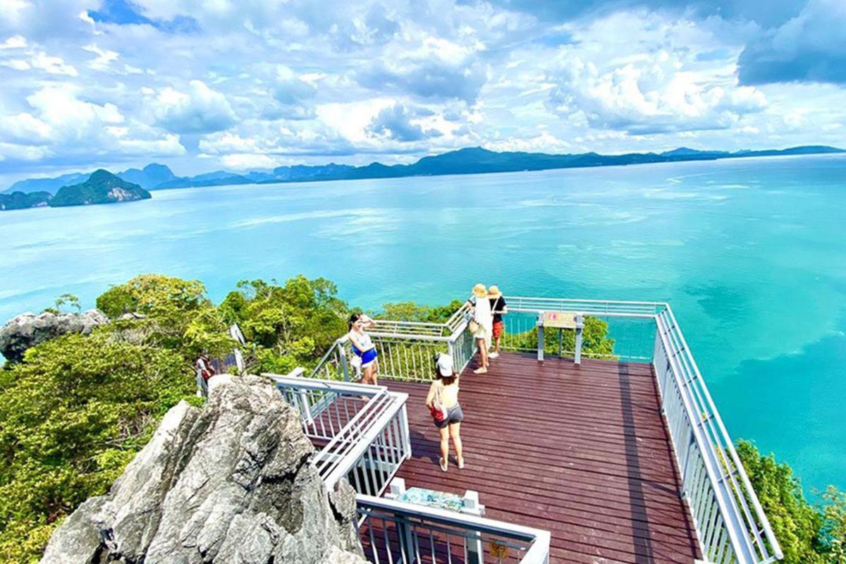 Krabi Grand Hotel Buitenkant foto